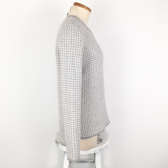 Theory Merino Wool Crewnewck Sweater in Grey/White Combo Size Small - Picture 5 of 9
